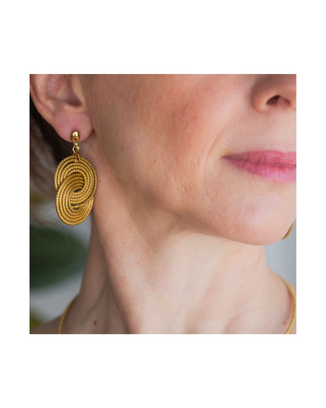 Golden Grass Earring with Knot Design