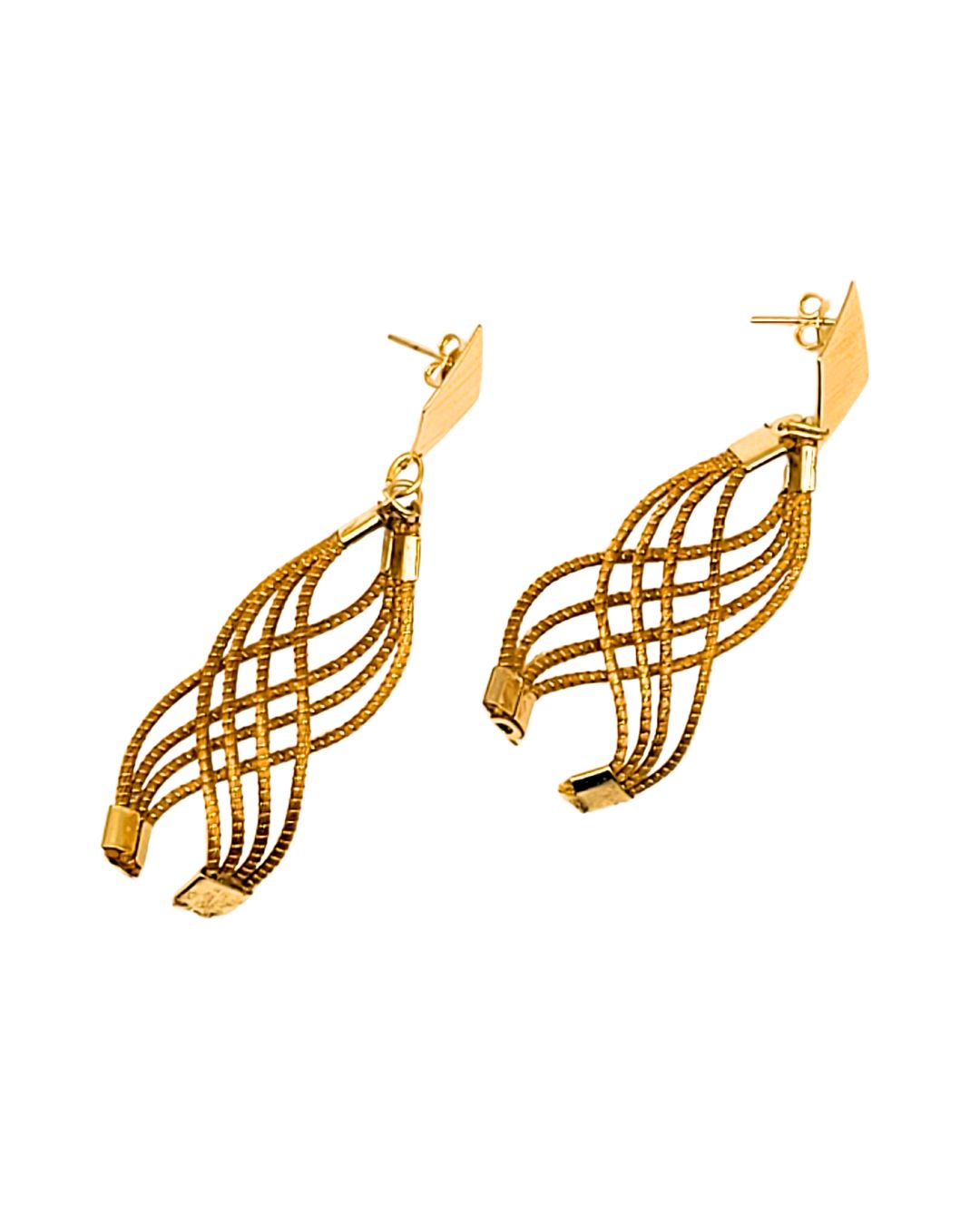 Golden Grass Earring in Woven Basket Shape
